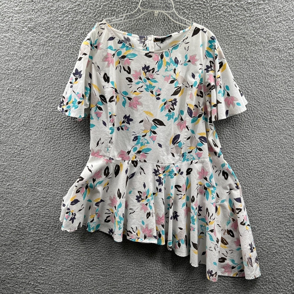 Lane Bryant White Floral Peplum Top Womens 22 Flattering Fit Casual Asymmetrical